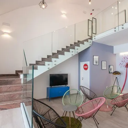 Dandelion Hostel